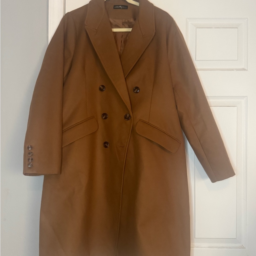 Elegant Tan Double-Breasted Trench Coat